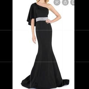 Mac Duggal One-Shoulder Trumpet Gown Beaded Waist